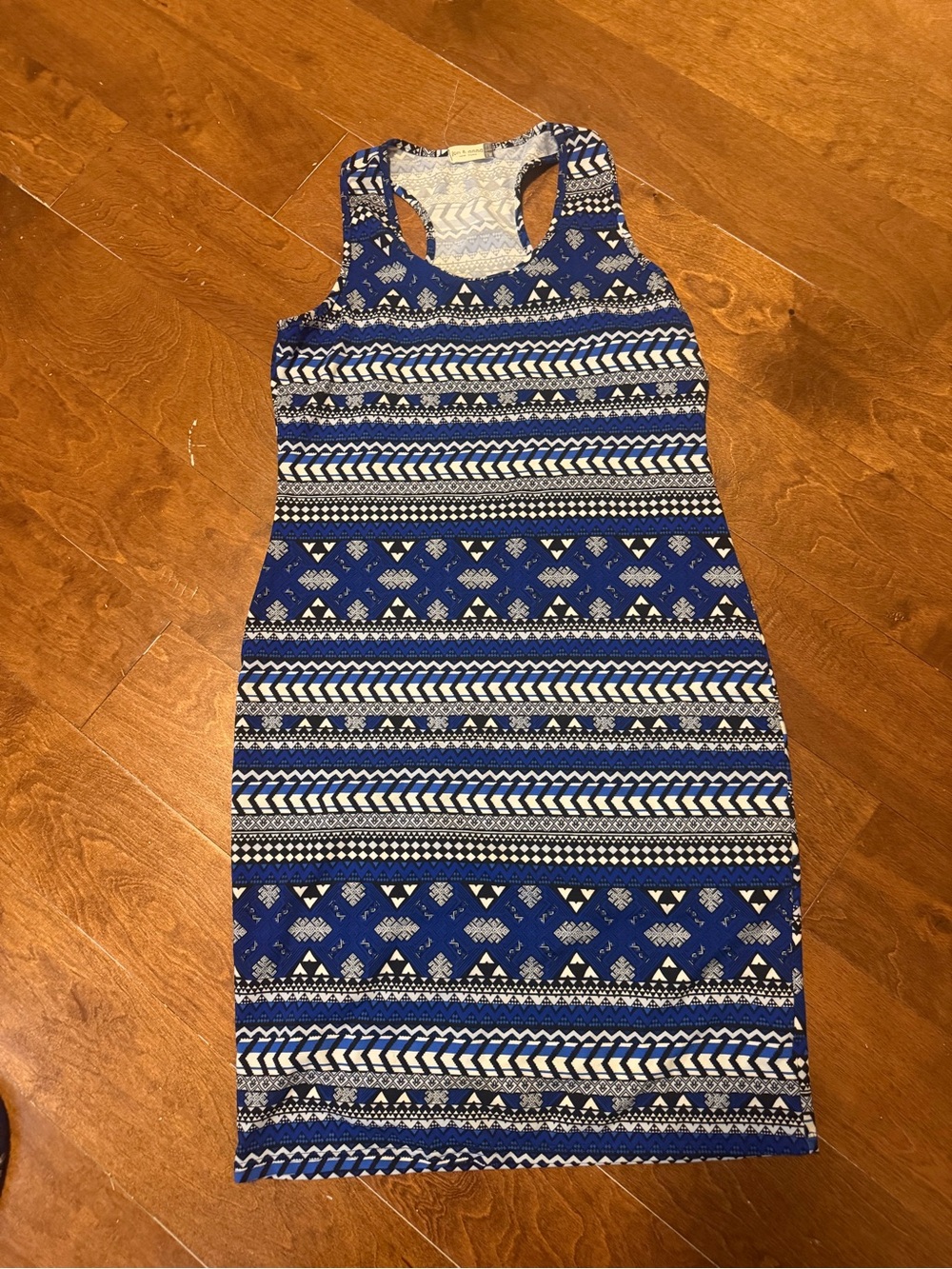 Jon & Anna Blue Pattern Sleeveless Dress – Size Medium